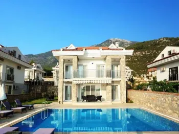 Private Ovacik villa with beautiful mature garden